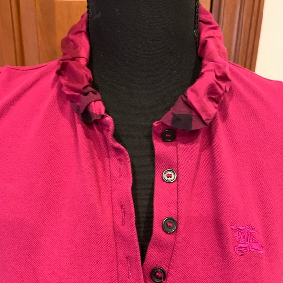 Burberry tshirt - Picture 2 of 5